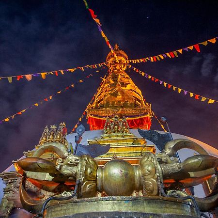 Oyo 166 Kathmandu Tourist Home エクステリア 写真