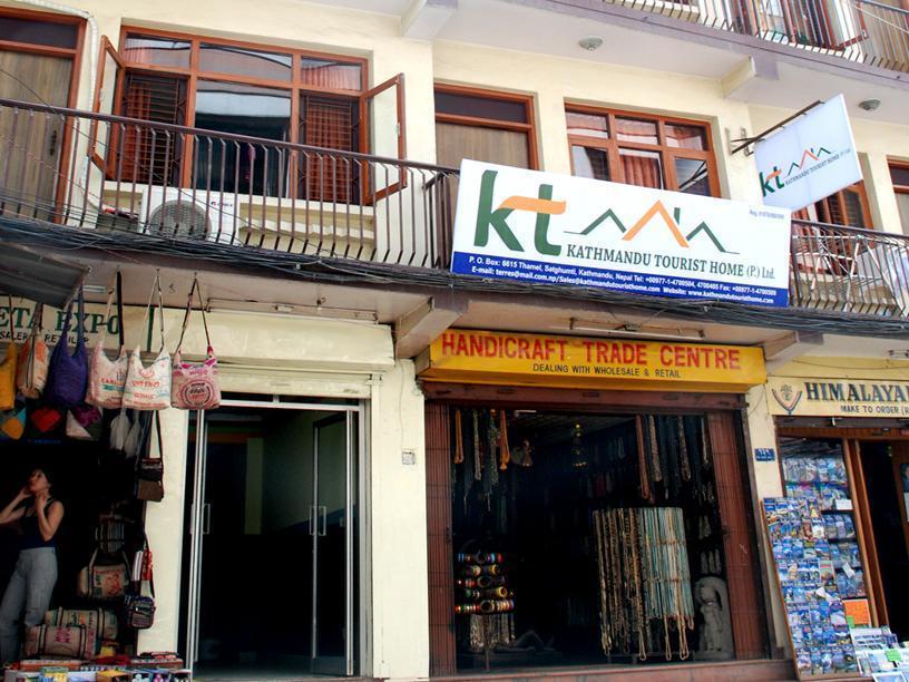 Oyo 166 Kathmandu Tourist Home エクステリア 写真