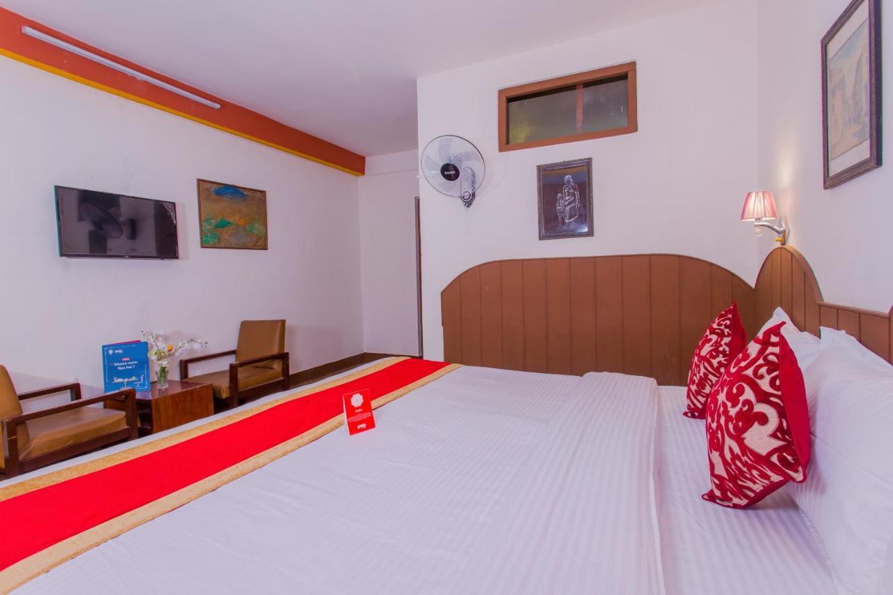 Oyo 166 Kathmandu Tourist Home エクステリア 写真