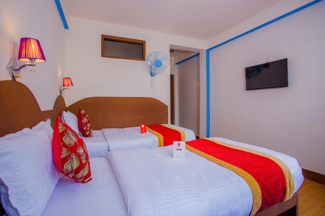 Oyo 166 Kathmandu Tourist Home エクステリア 写真