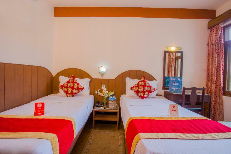 Oyo 166 Kathmandu Tourist Home エクステリア 写真